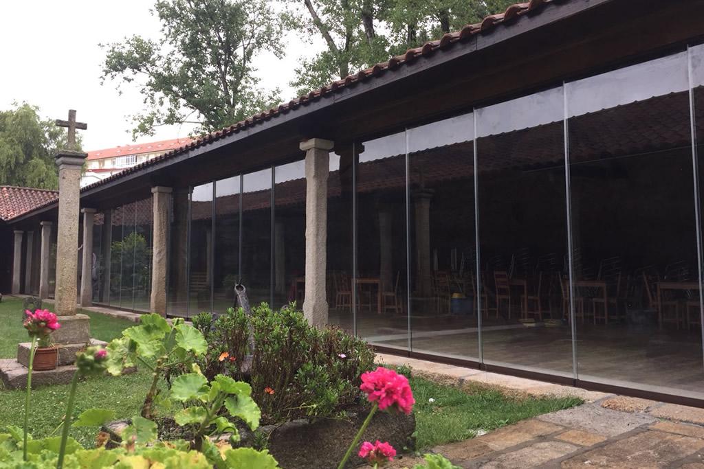 Cortinas de cristal: ventajas para el cerramiento de balcones y terrazas