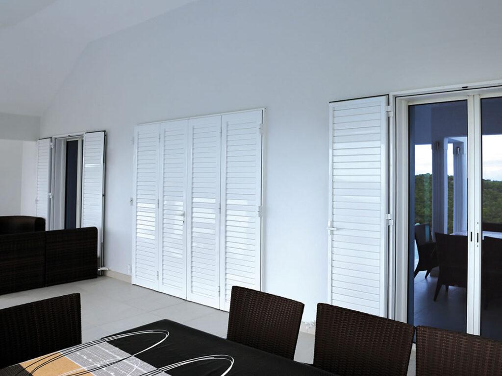 Contraventanas interiores